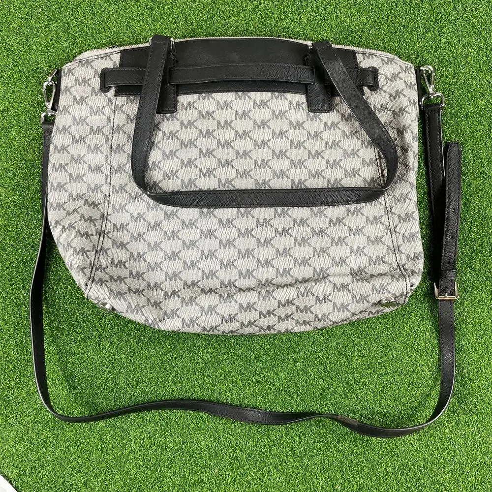 Michael Kors Gray Monochrome Jet Set Logo Large Satchel / Tote